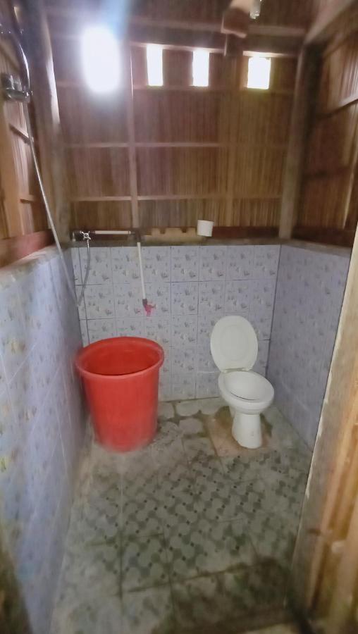 Erens Guest House Waisai Zewnętrze zdjęcie